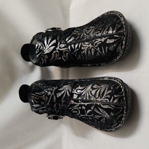 Alegria By PG Lite Caiti Leather Black Silver  Blossom Ankle Boots (W Size 39)